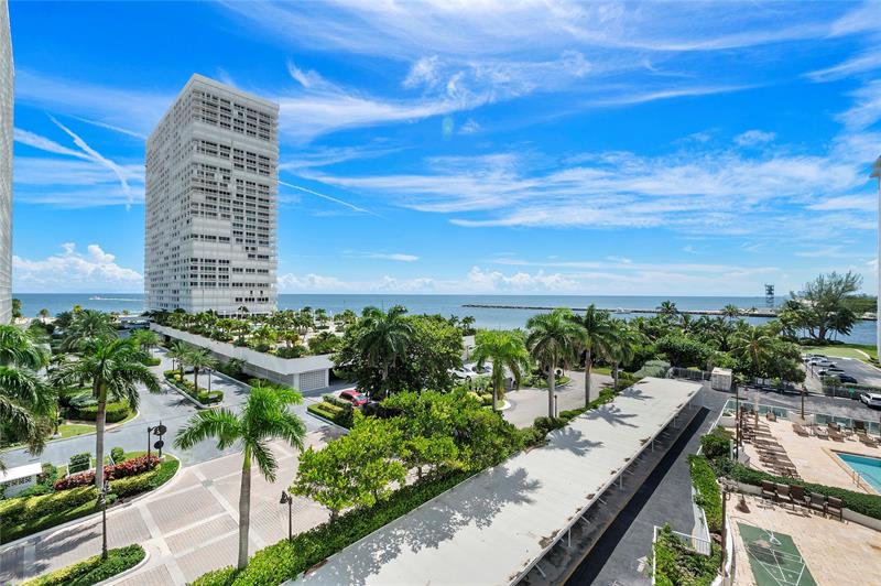 Image 66 of 68 For 2000 Ocean Dr  610