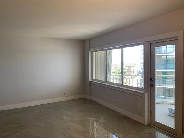 Image 11 of 21 For 710 Ocean Blvd  1202