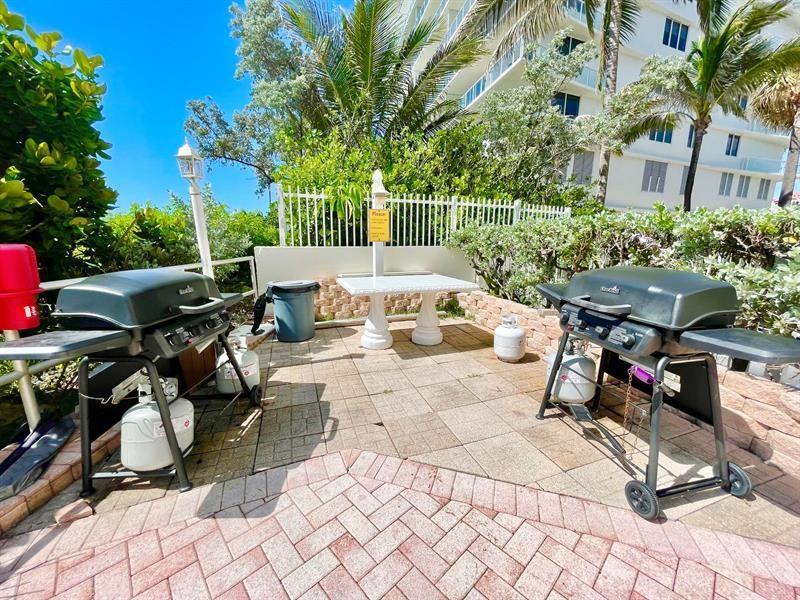 Image 17 of 21 For 710 Ocean Blvd  1202