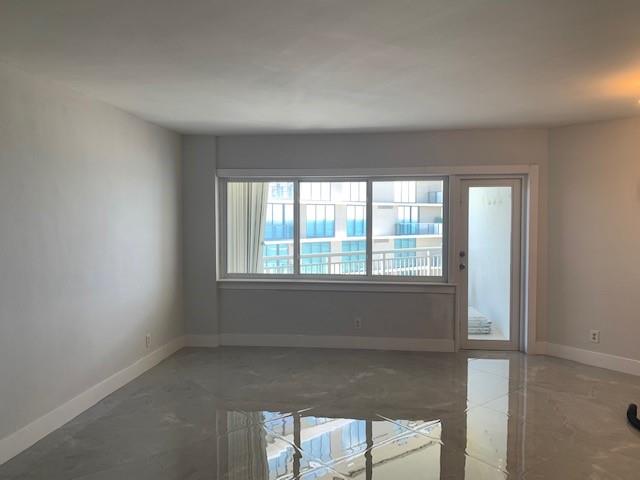 Image 9 of 21 For 710 Ocean Blvd  1202