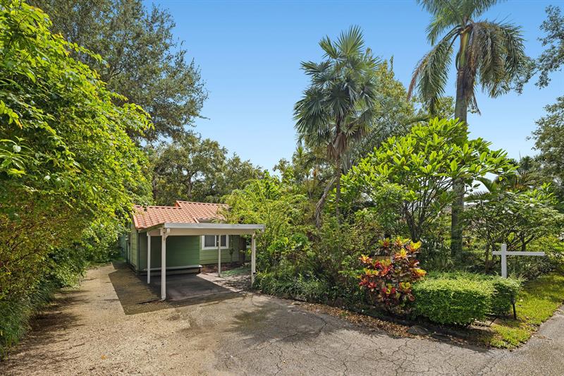 Image 2 of 31 For 11705 11th Ave