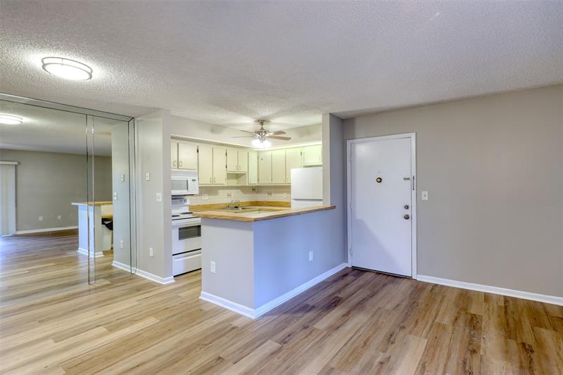Image 11 of 26 For 9980 Belfort Cir  2-105