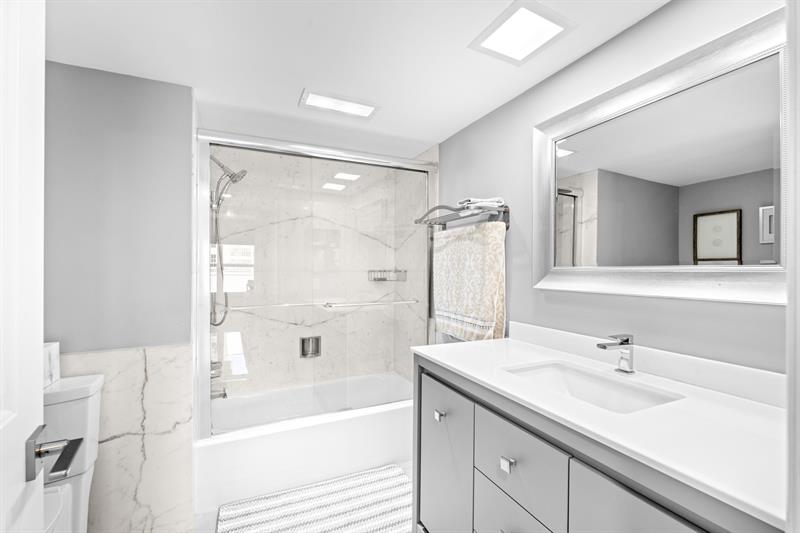 Image 12 of 66 For 3850 Galt Ocean Dr  1808