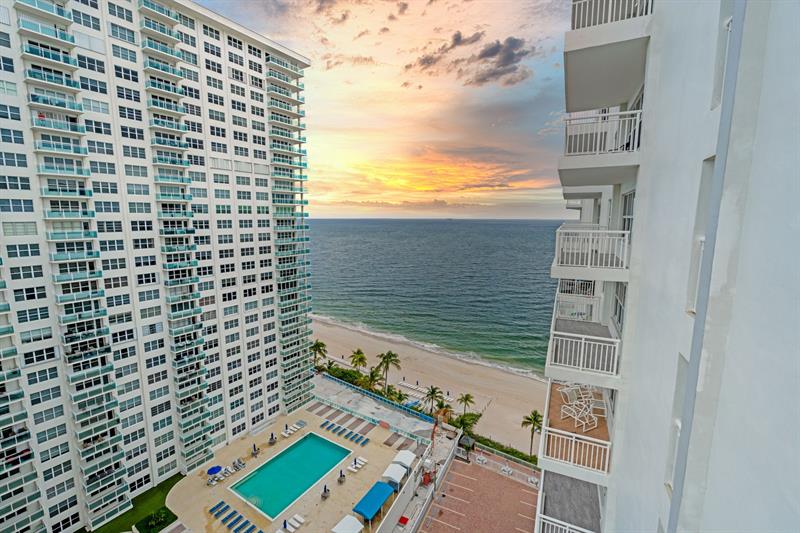 Image 29 of 66 For 3850 Galt Ocean Dr  1808