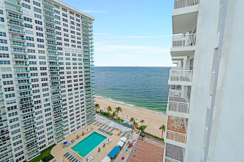 Image 30 of 66 For 3850 Galt Ocean Dr  1808