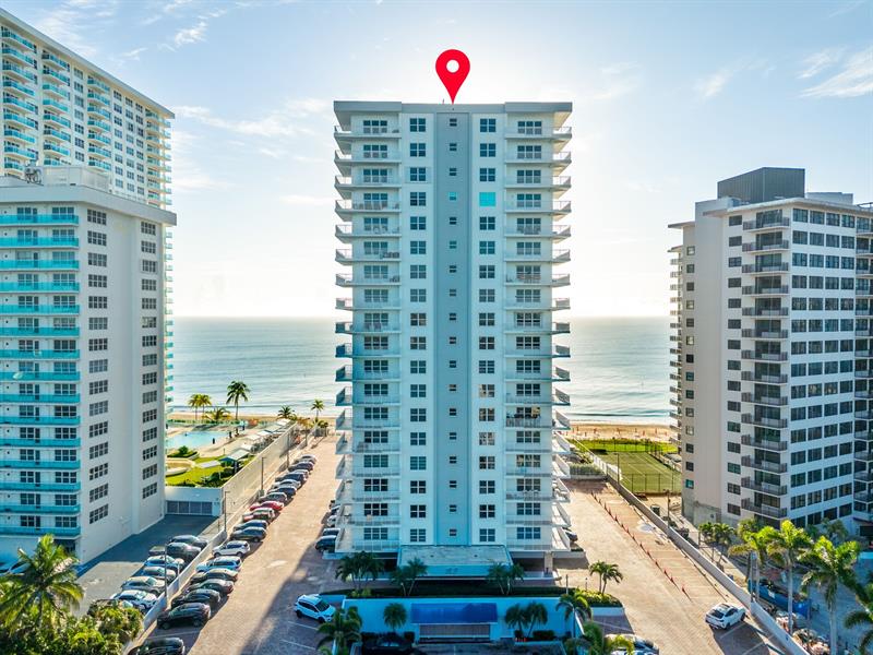 Image 39 of 66 For 3850 Galt Ocean Dr  1808
