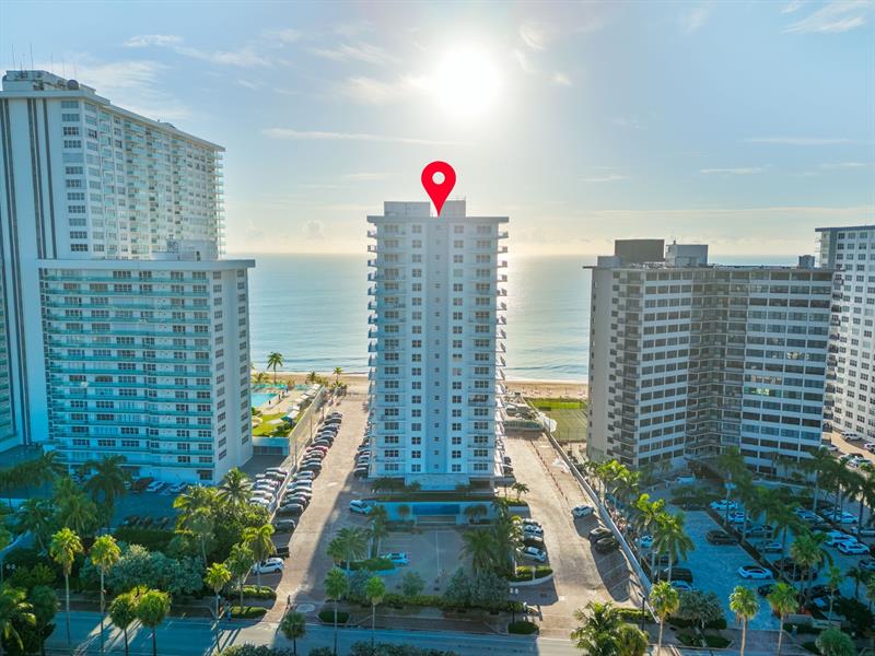 Image 40 of 66 For 3850 Galt Ocean Dr  1808