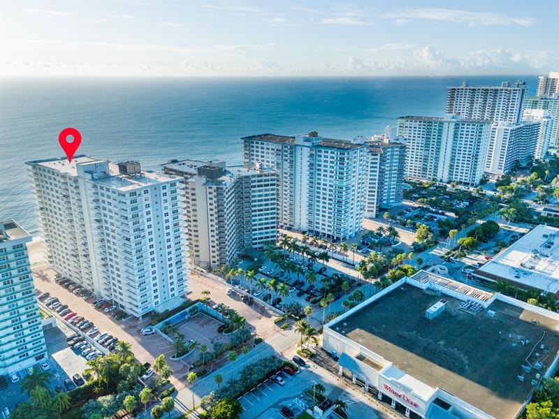 Image 44 of 66 For 3850 Galt Ocean Dr  1808