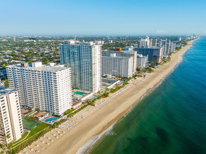 Image 51 of 66 For 3850 Galt Ocean Dr  1808