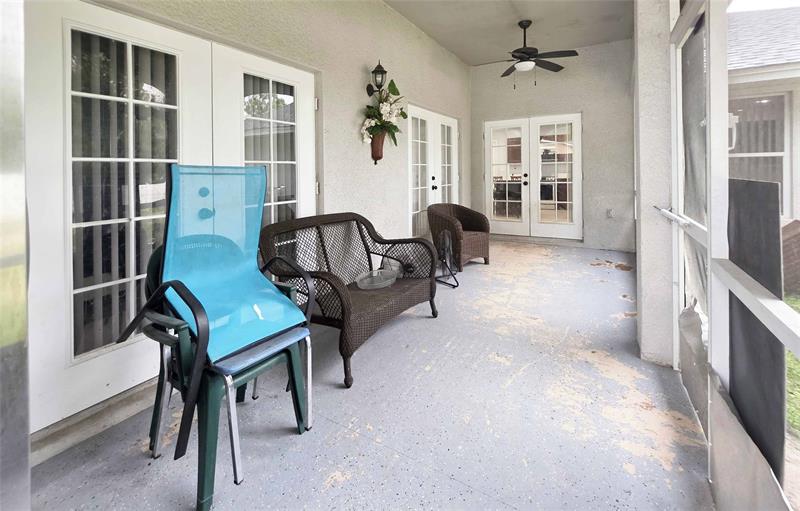 Image 46 of 47 For 1901 Venice Ave N