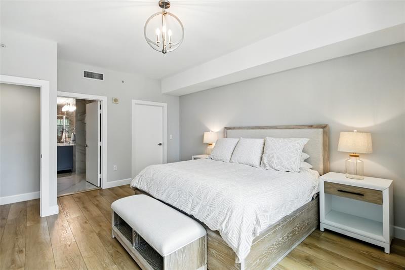 Image 25 of 51 For 3340 190th St  602