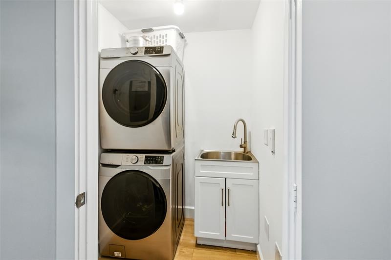 Image 41 of 51 For 3340 190th St  602