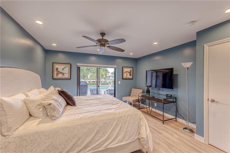 Image 26 of 33 For 2713 15th St  2