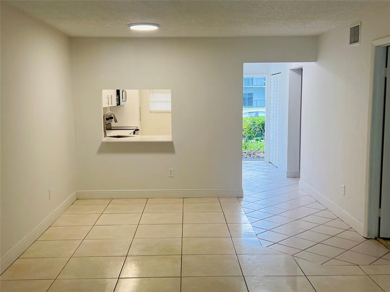 Image 4 of 41 For 7500 17 Street  106