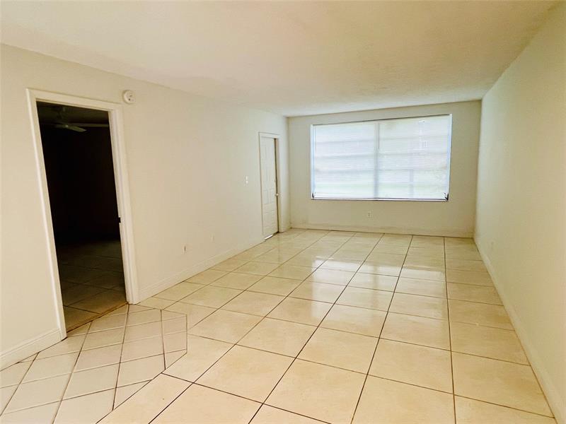 Image 5 of 41 For 7500 17 Street  106