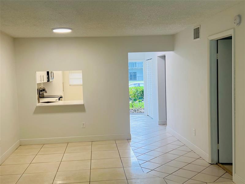 Image 7 of 41 For 7500 17 Street  106