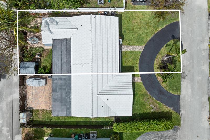 Image 3 of 20 For 2240 37th St