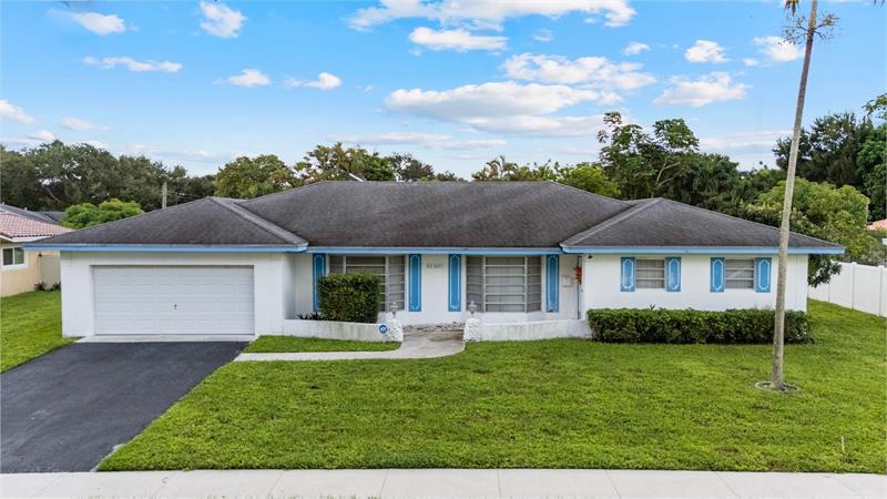 Details for 660 74th Ter, Plantation, FL 33317