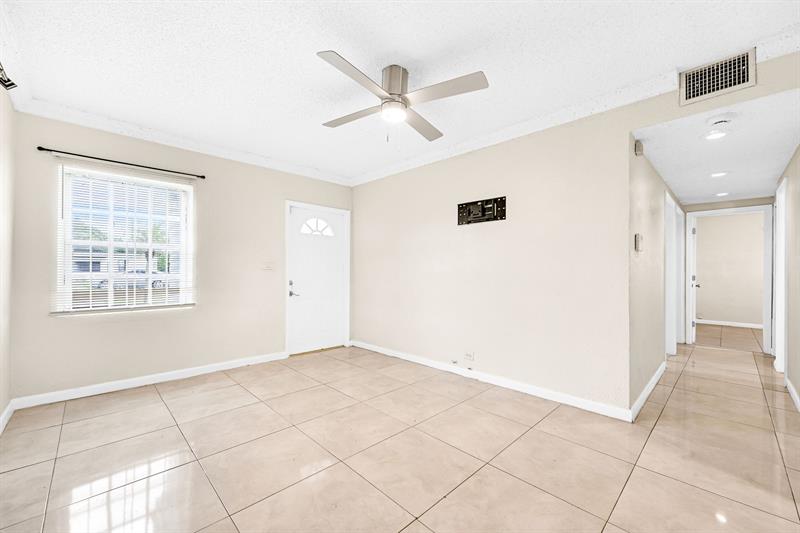 Image 13 of 47 For 15710 19th Ave