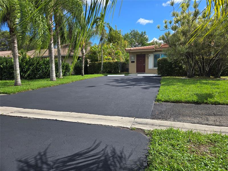 Image 19 of 30 For 11210 39th St