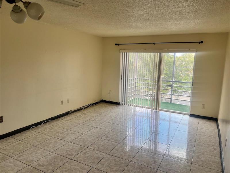 Image 5 of 13 For 2800 56th Ave  C-303