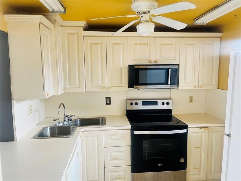 Image 8 of 13 For 2800 56th Ave  C-303