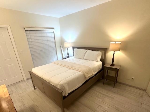 Image 33 of 39 For 2508 Bay Dr  25