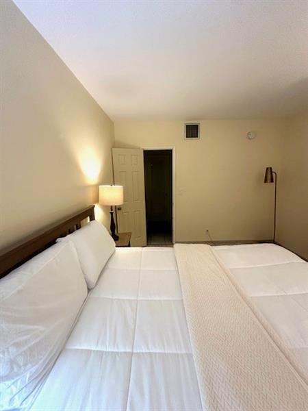 Image 34 of 39 For 2508 Bay Dr  25