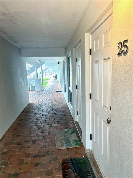 Image 36 of 39 For 2508 Bay Dr  25