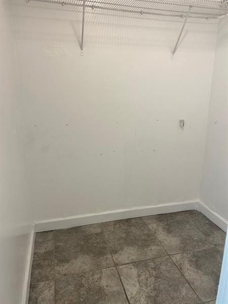Image 10 of 11 For 2750 183rd St  1206