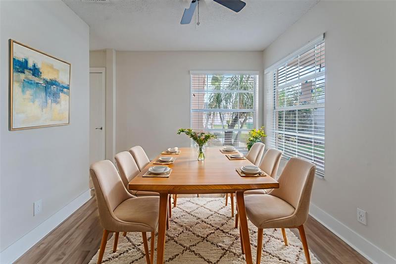 Image 16 of 35 For 9358 Arborwood Cir