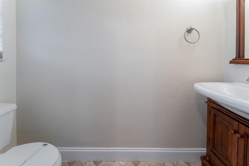 Image 18 of 35 For 9358 Arborwood Cir