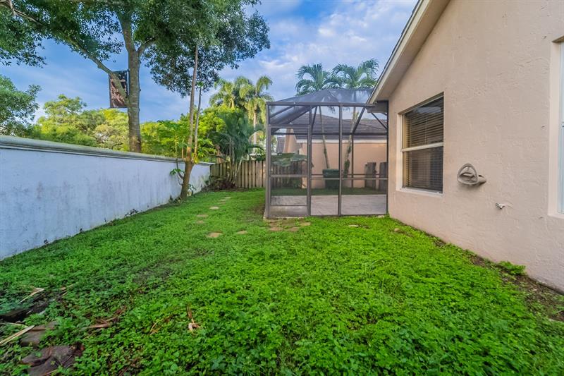 Image 32 of 35 For 9358 Arborwood Cir