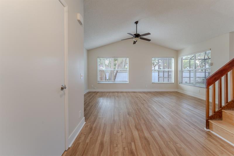 Image 9 of 35 For 9358 Arborwood Cir