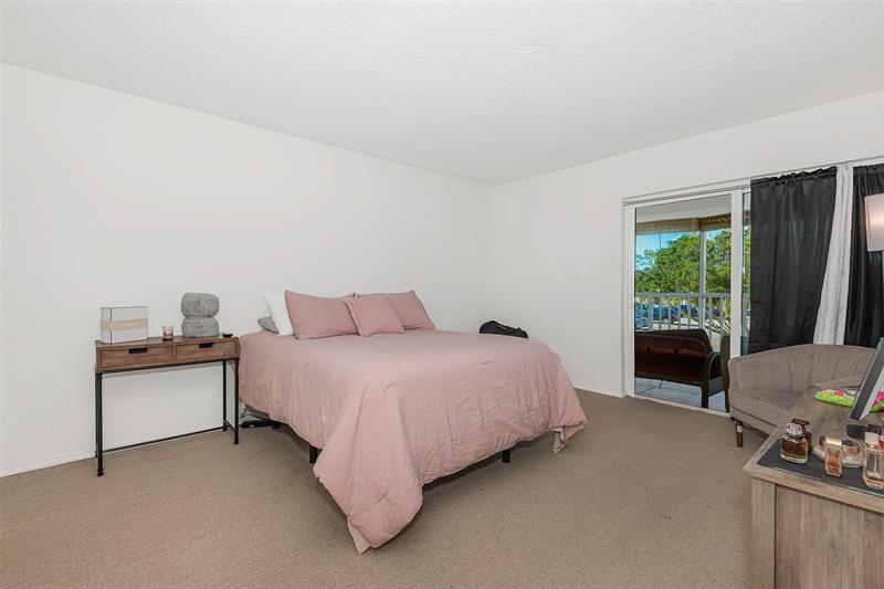 Image 15 of 23 For 100 Lakeview Dr  206