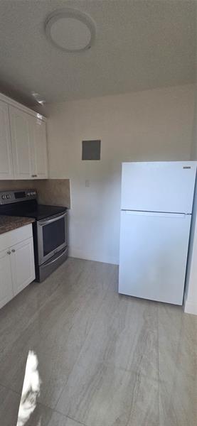 Image 10 of 21 For 1412 4th Pl  5