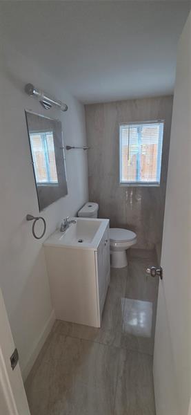 Image 18 of 21 For 1412 4th Pl  5