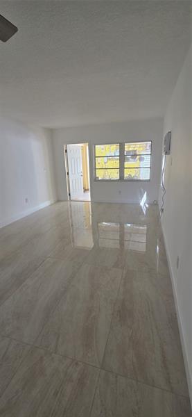 Image 8 of 21 For 1412 4th Pl  5