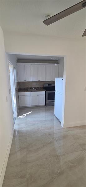 Image 9 of 21 For 1412 4th Pl  5
