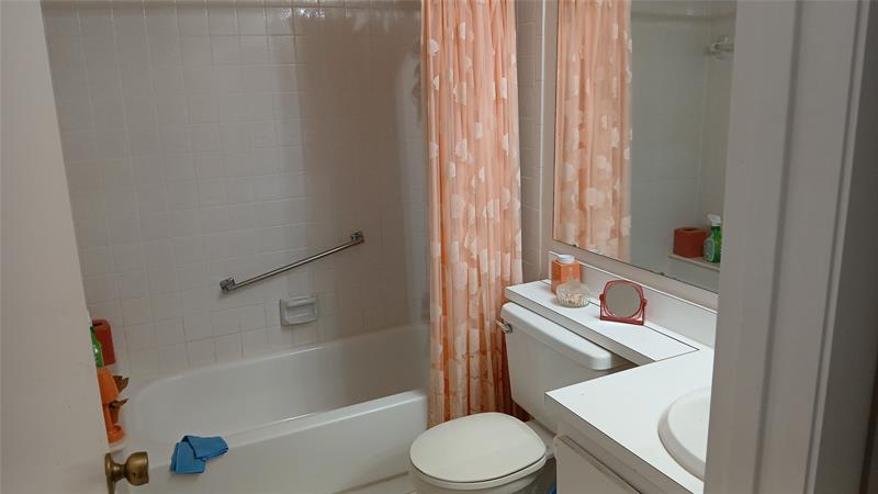 Image 11 of 14 For 627 Sea Pine Way  B1