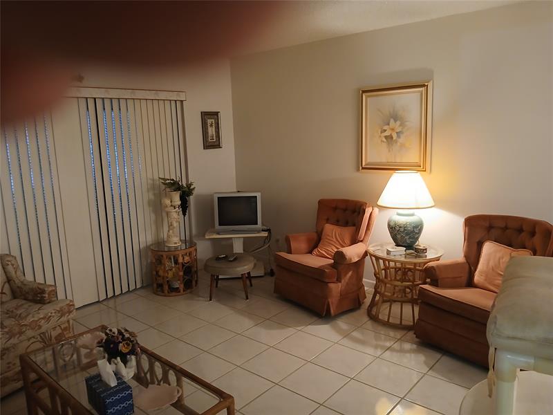 Image 6 of 14 For 627 Sea Pine Way  B1