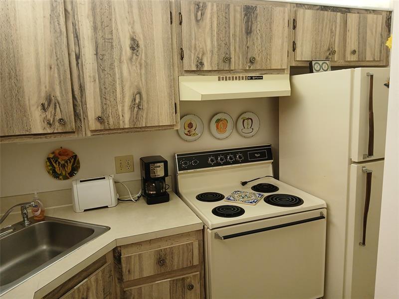Image 8 of 14 For 627 Sea Pine Way  B1