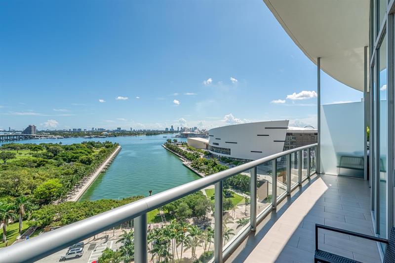 Details for 888 Biscayne Blvd  1210, Miami, FL 33132