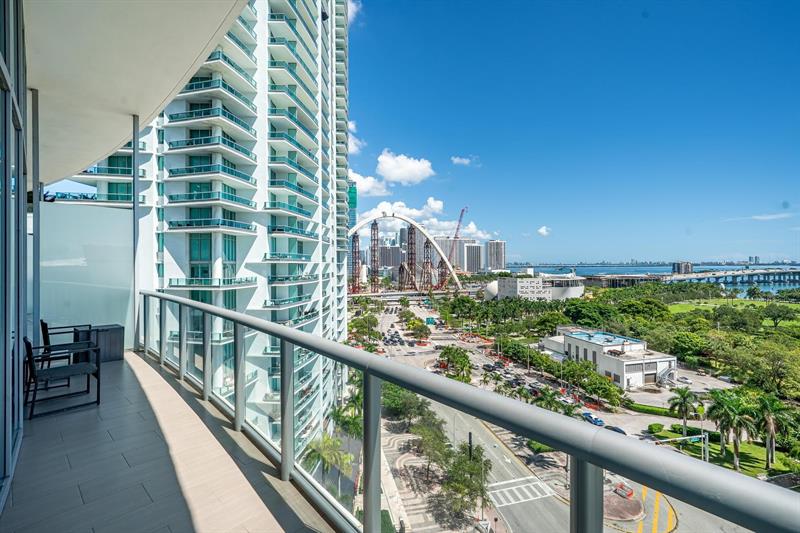 Image 14 of 30 For 888 Biscayne Blvd  1210