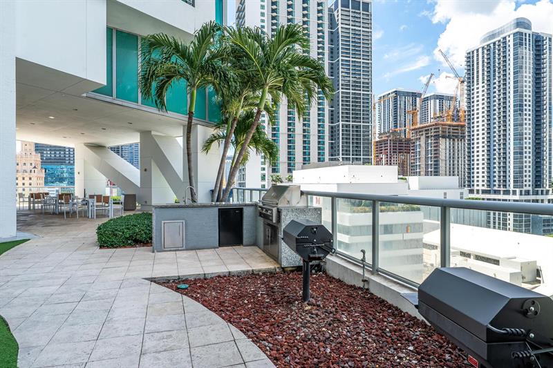 Image 26 of 30 For 888 Biscayne Blvd  1210