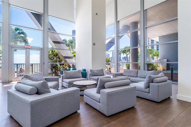 Image 28 of 30 For 888 Biscayne Blvd  1210