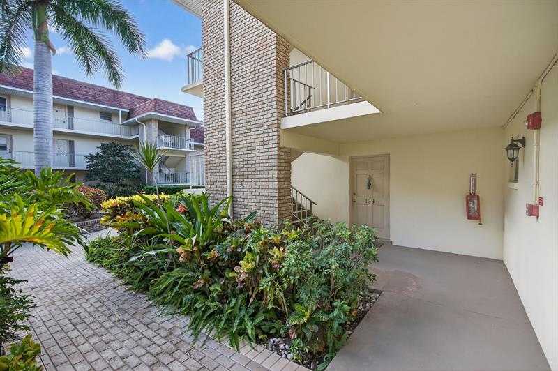 Image 3 of 22 For 5580 Tamberlane Cir  133