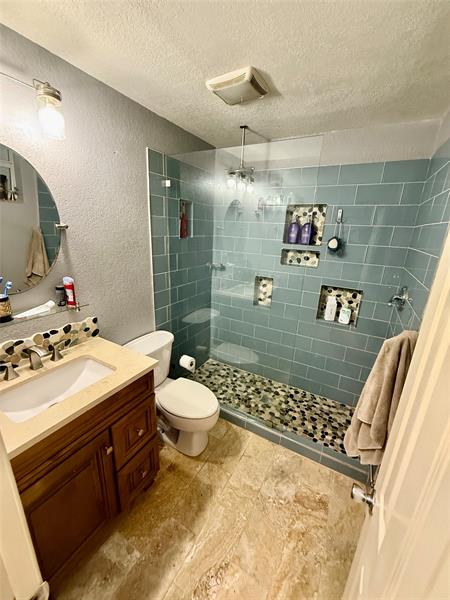 Image 13 of 23 For 6592 Patricia Dr
