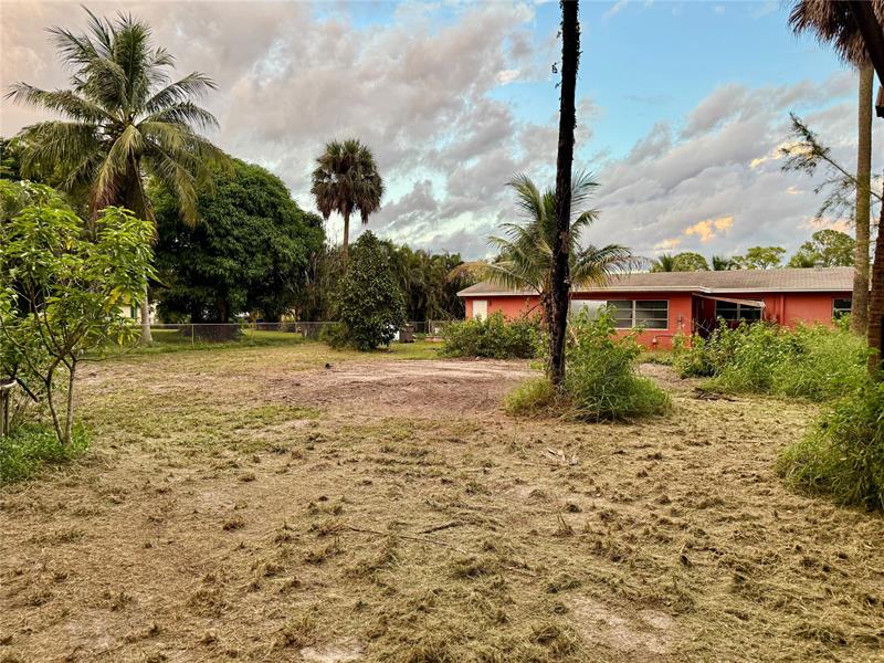 Image 21 of 23 For 6592 Patricia Dr