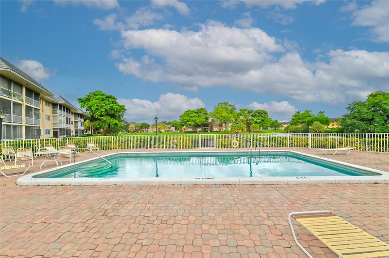 Image 52 of 78 For 2850 Forest Hills Blvd 105